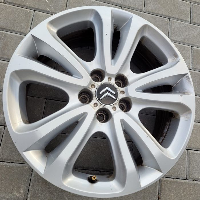Aluminiowa felga citroen c5 x7