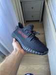 Yeezy boost 350 v2