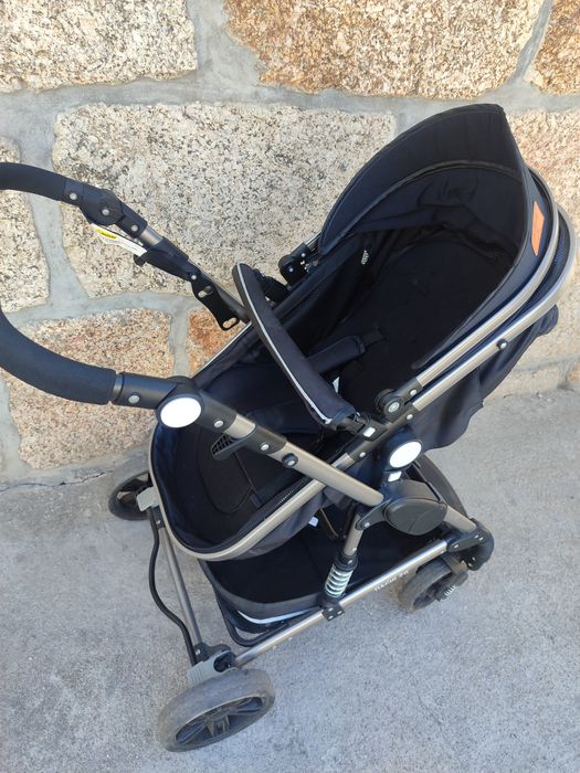 Carrinho de bebê completo