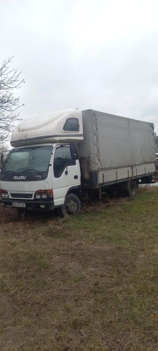 ISUZU nir70p 2000