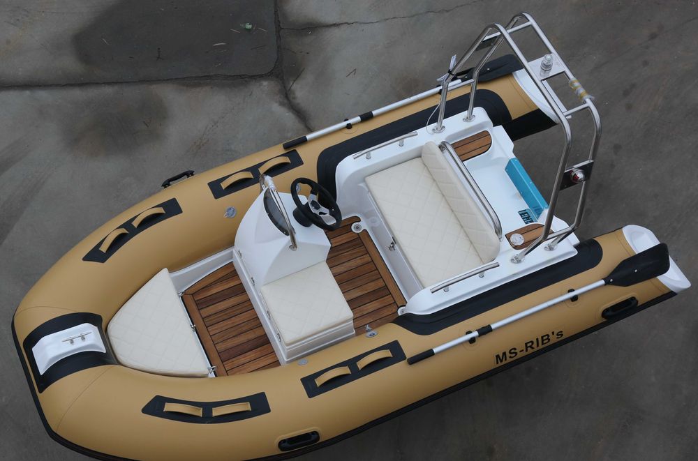 Motorówka RIB 360 Hypalon, Silnik Suzuki DF20ARS, przyczepa Brenderup