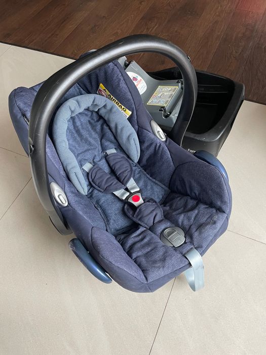 Fotelik nosidełko z bazą Maxi Cosi cabriofix 0-13 kg
