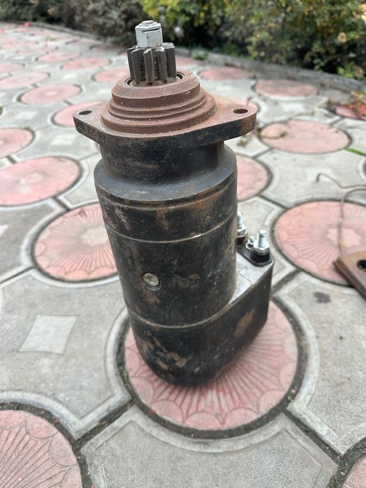 Стартер на двигун мерс комбайн