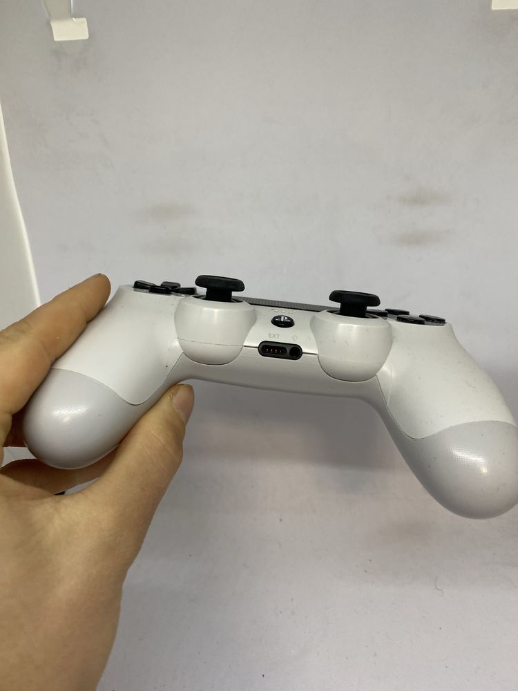 Pad Sony PS4 biały dualshock 4 V2 joystick kontroler oryginalny