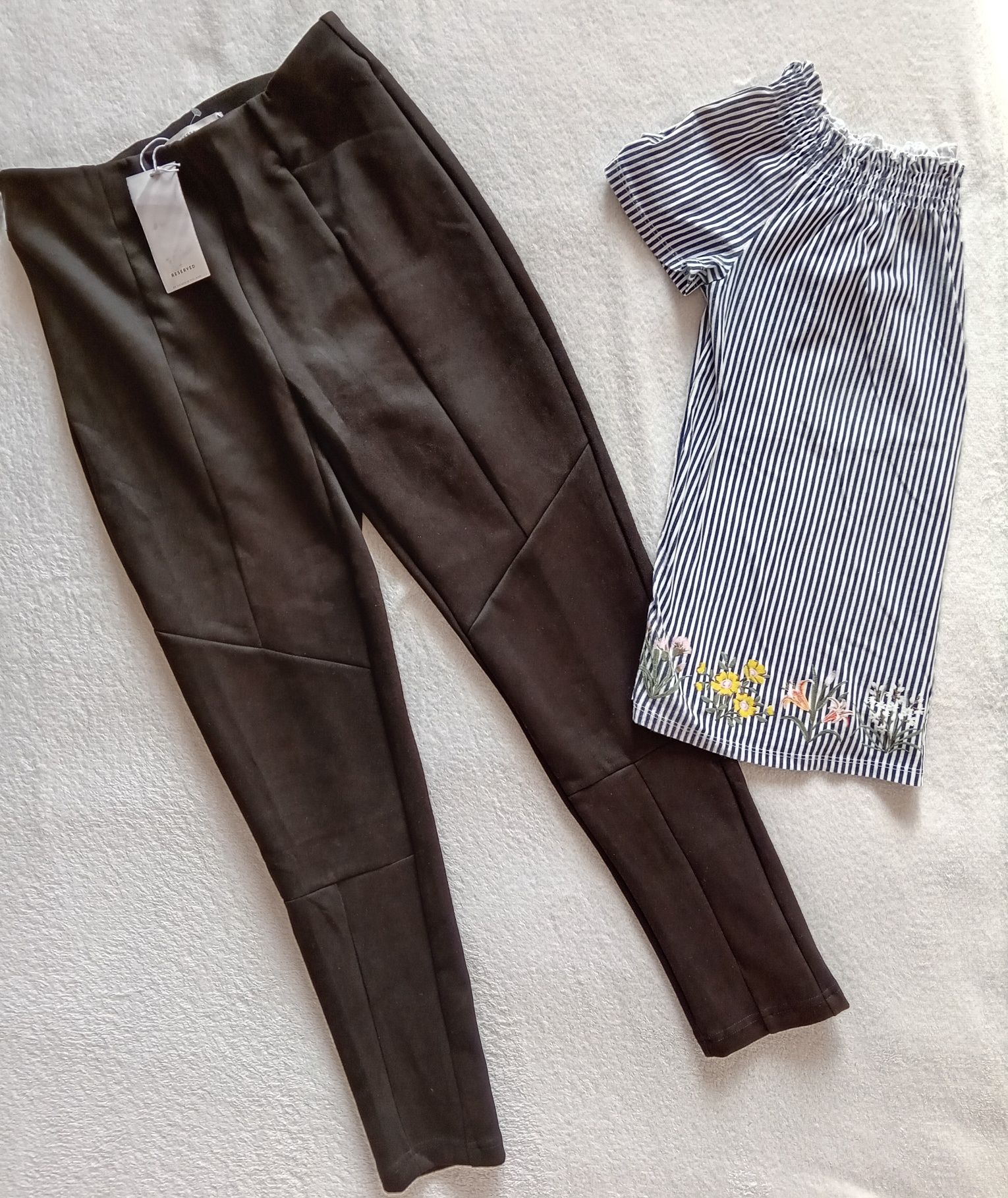 Spodnie welurowa Reserved czarne
