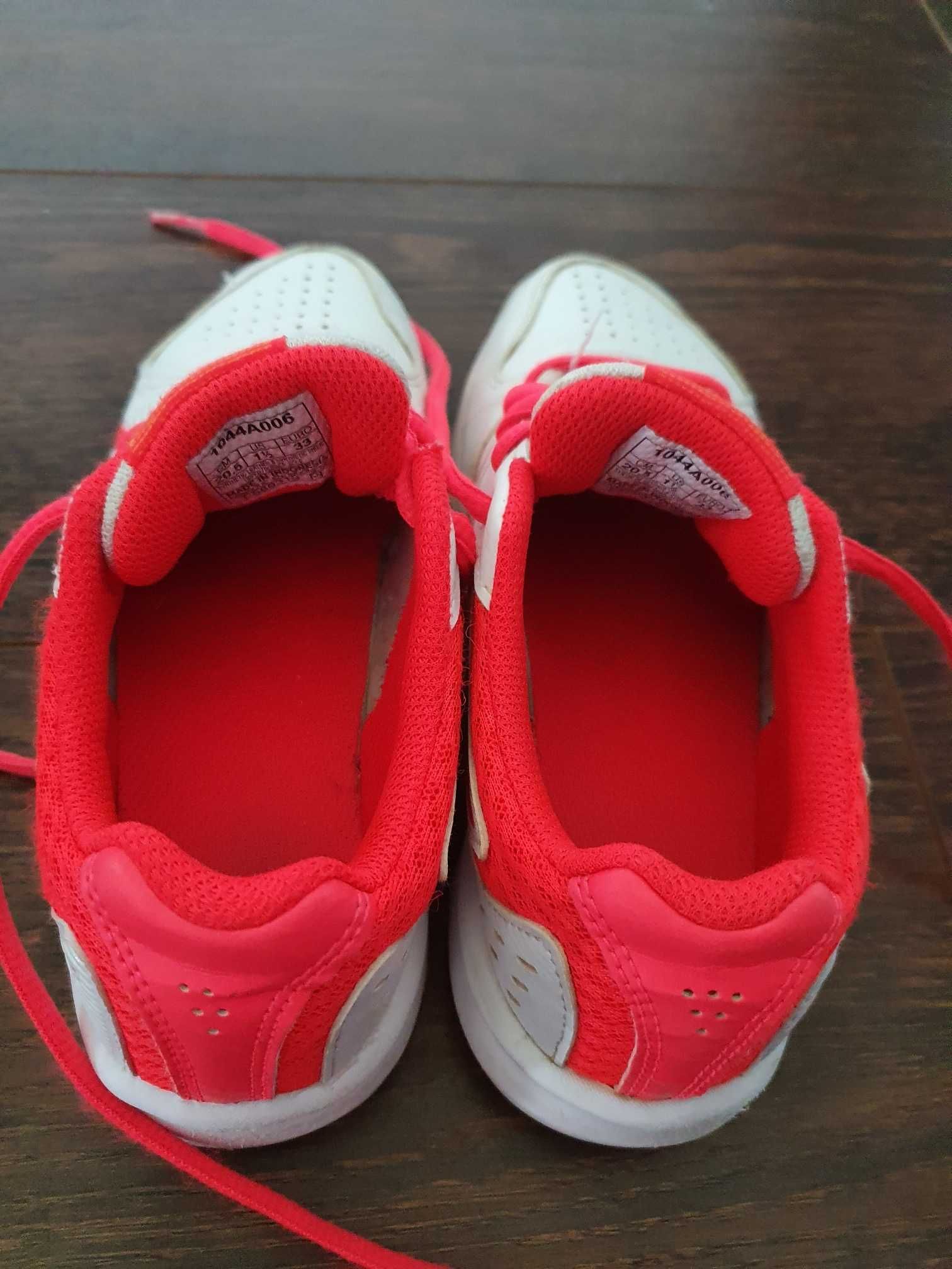 Sapatilhas ASICS Criança (tamanho 33)