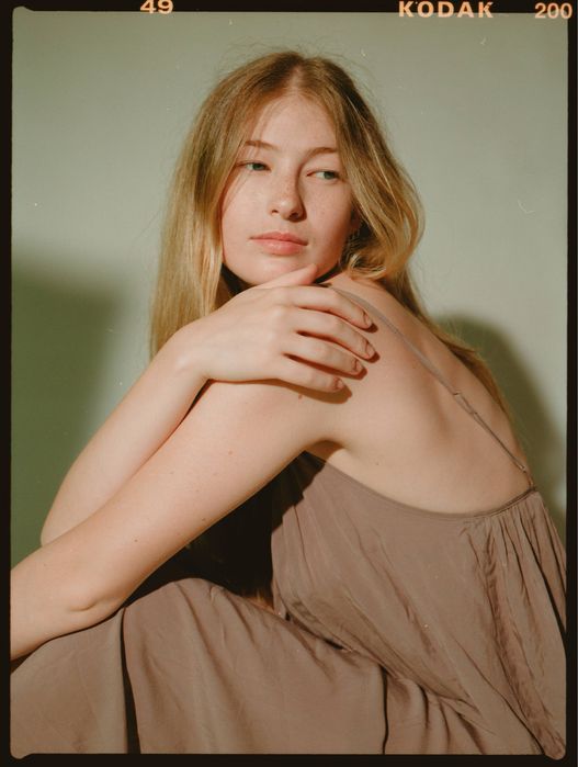Mamiya 645 1000s з обʼєктивом Mamiya-Sekor C 80mm f/2.8