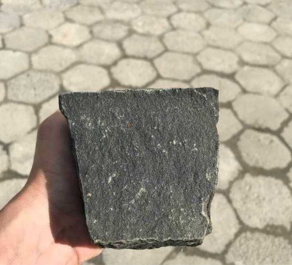 CZARNA KOSTKA BAZALTOWA 4x6, 7x9, 10x10 Czarny Granit Szwed