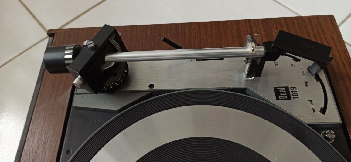 Gramofon Dual 1019 CK5