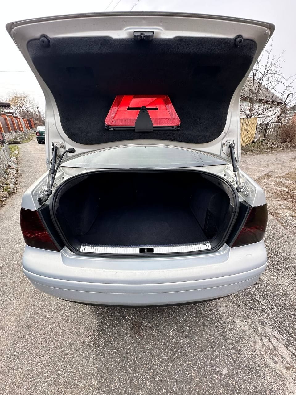 Volkswagen Bora 1.6 mpi