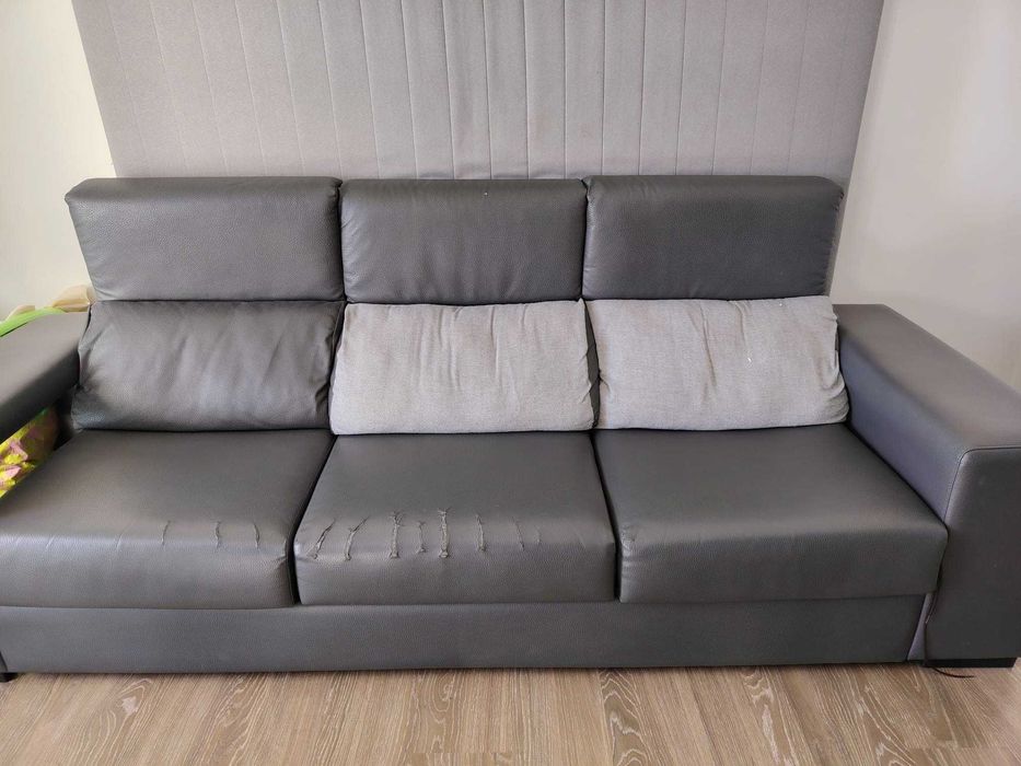 Sofá cinzento 3 lugares