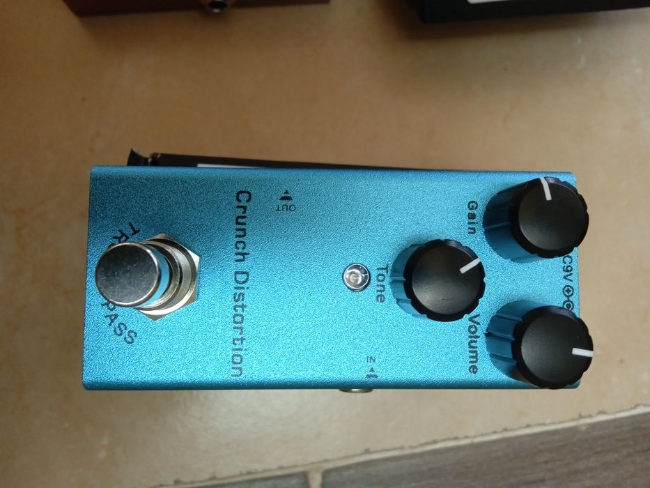 Продам гітарні педалі