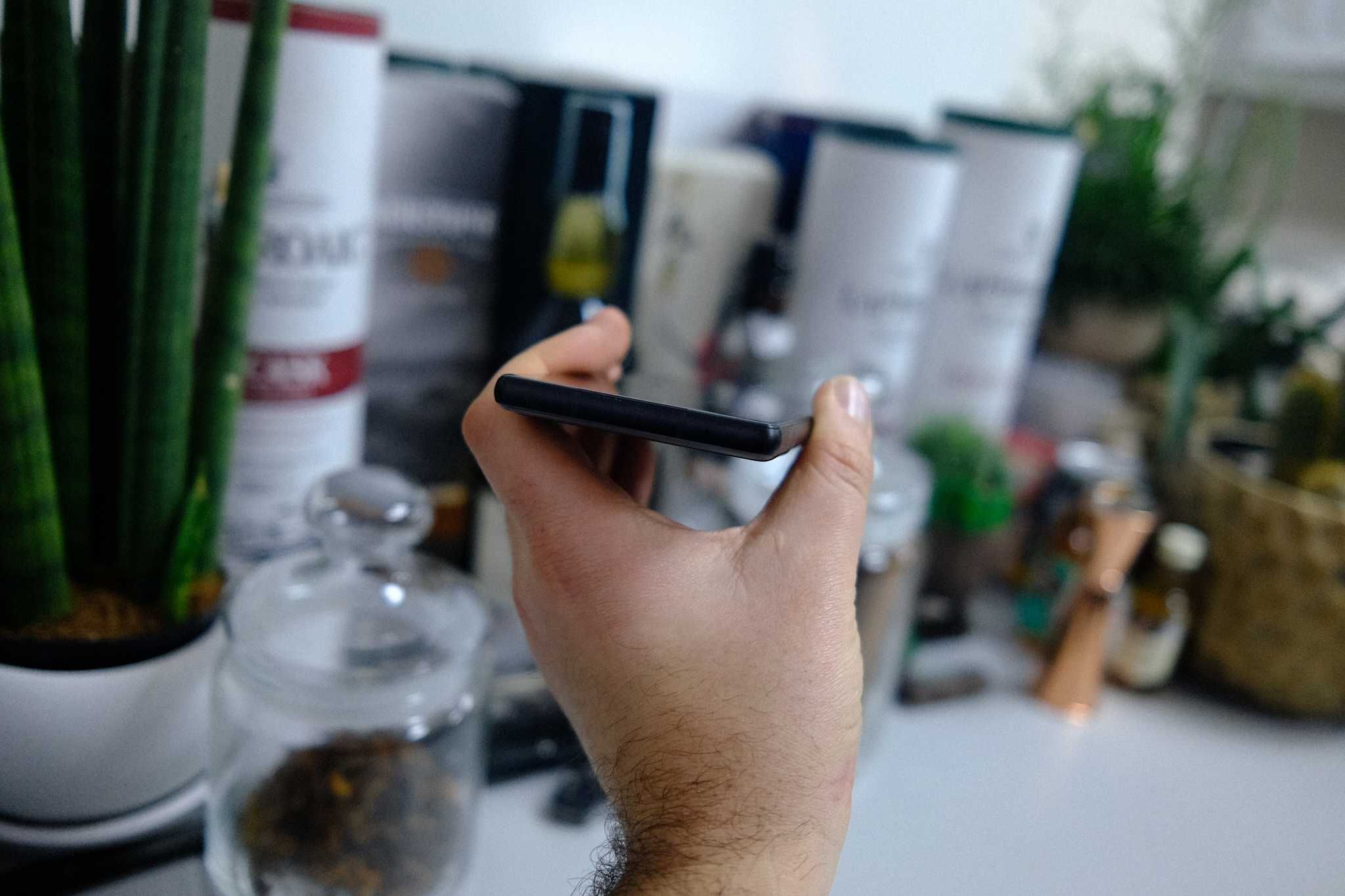 Смартфон Google Pixel 6a 6/128GB Chalk \ Charcoal