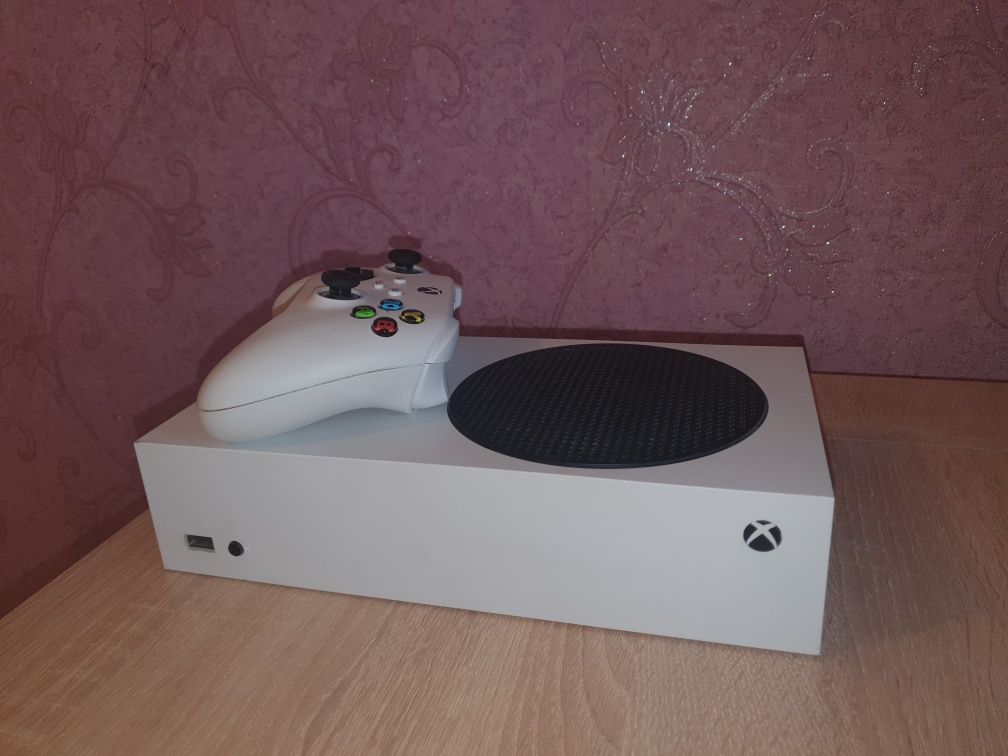 Консоль Xbox Series S