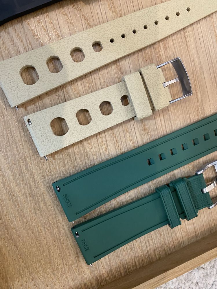 Braceletes em Borracha Novas - Tamanho 22mm
