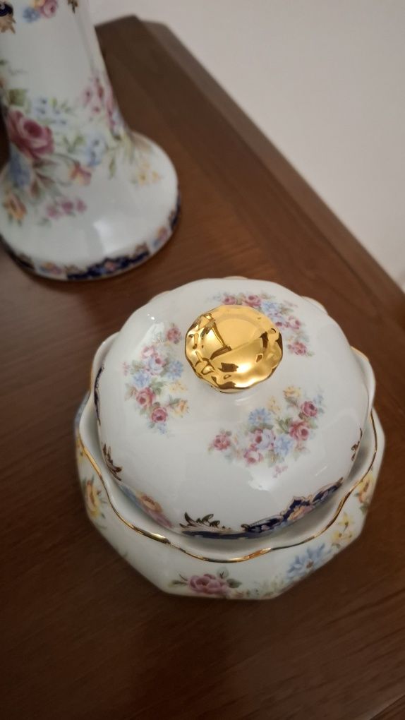 Conjunto em porcelana