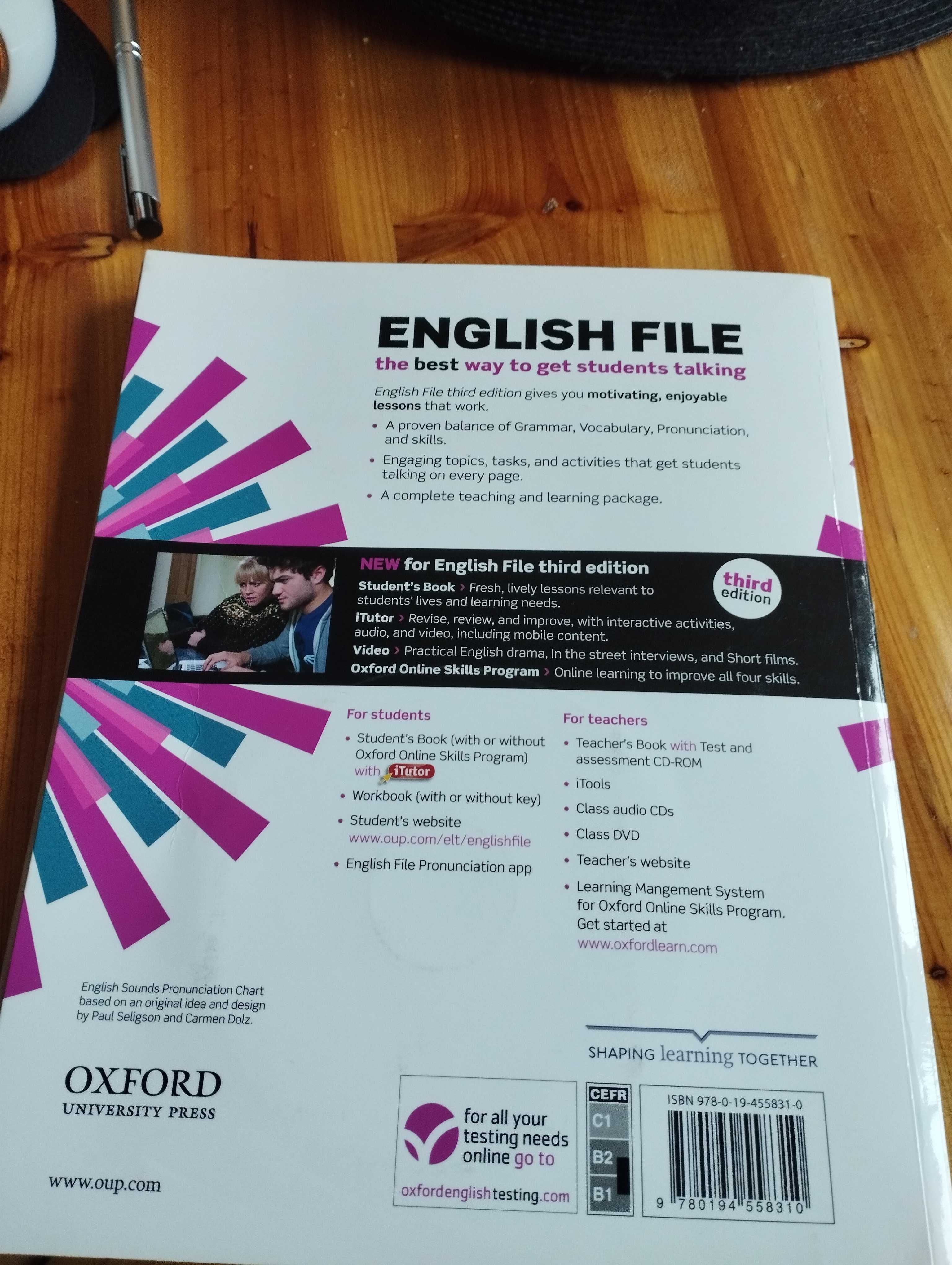 English File Intermediate Plus Student's Book