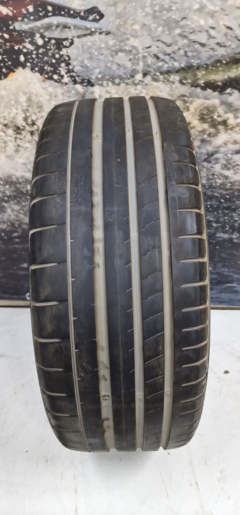 P22 1 x 225/45R18 Yokohama Advan Sport v107 95Y XL Używana Opona letni