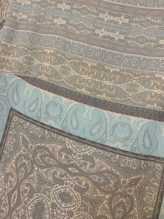 Niebieska sukienka etno