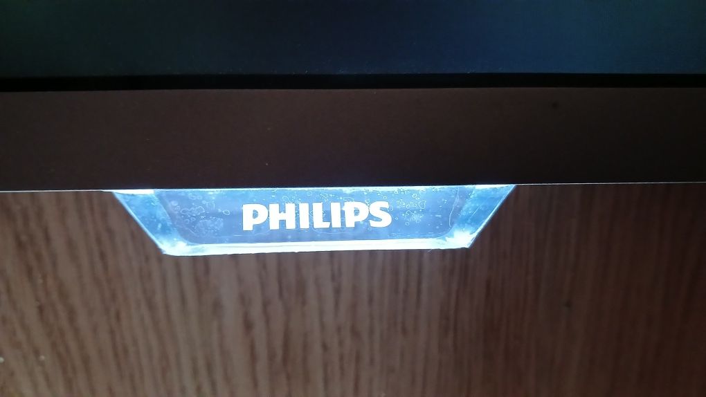 Телевізор PHILIPS-55PUS7101/12 з ембілайтом , смарт