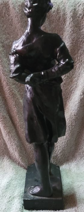 Статуэтка,кабинетная,чугун,касли,Зоя  Космодемьянская 38см sharp 50год