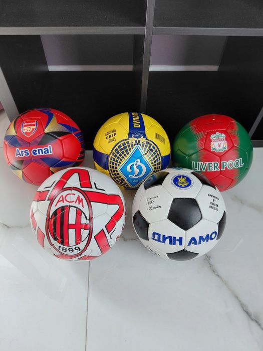 М'ячі футбольні баскетбольні волейболні гандболні
