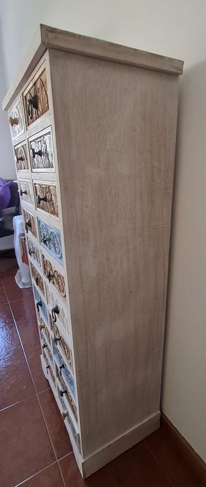 Comoda rústica artesanal, 20 gavetas, madeira