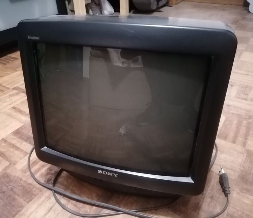 Televisor SONY 14"