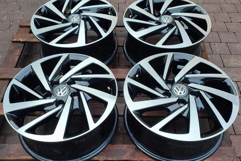 Felgi Aluminiowe Oryg. Vw T5 T6 Multivan California Caravelle 17 Cali 5x120 7Jx17 Et55 Ø65,1mm Bdb!!!