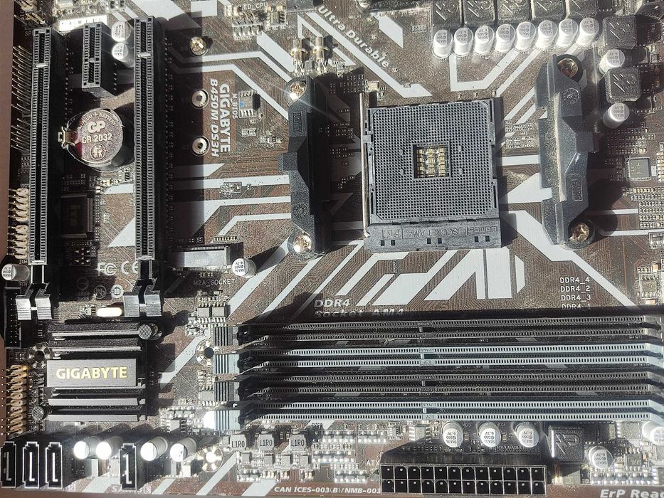 Płyta główna Gigabyte B450M DS3H Socket AM4 v1.1