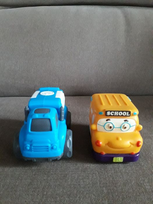 Машинки іграшки для маленьких діток