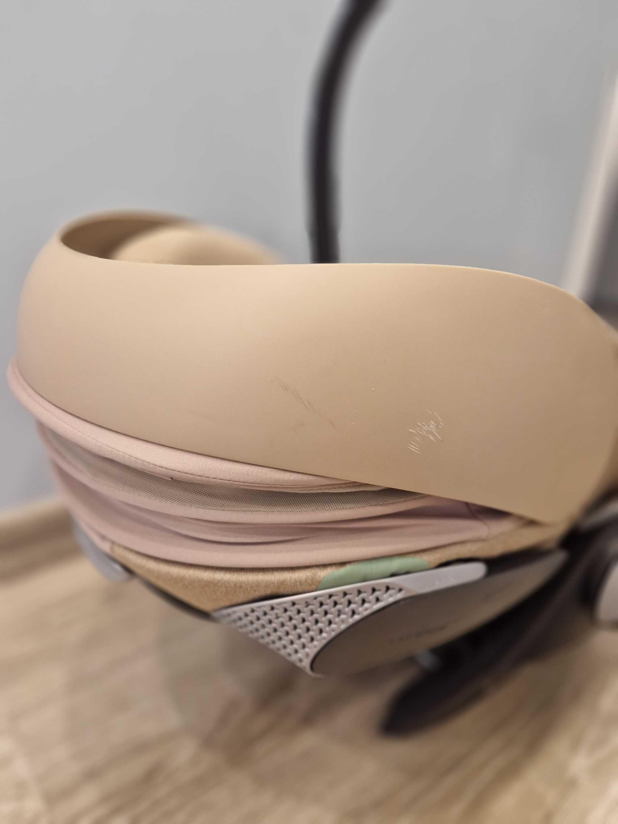 Cybex Cloud T I-size Plus