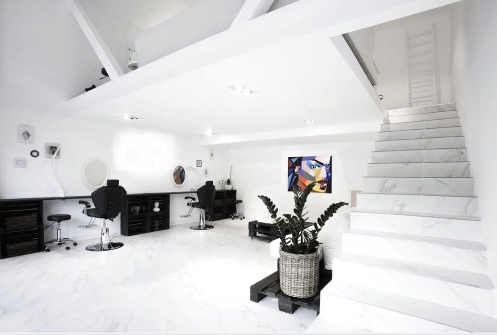 ПЕЧЕРСЬК Фасад Вітрини