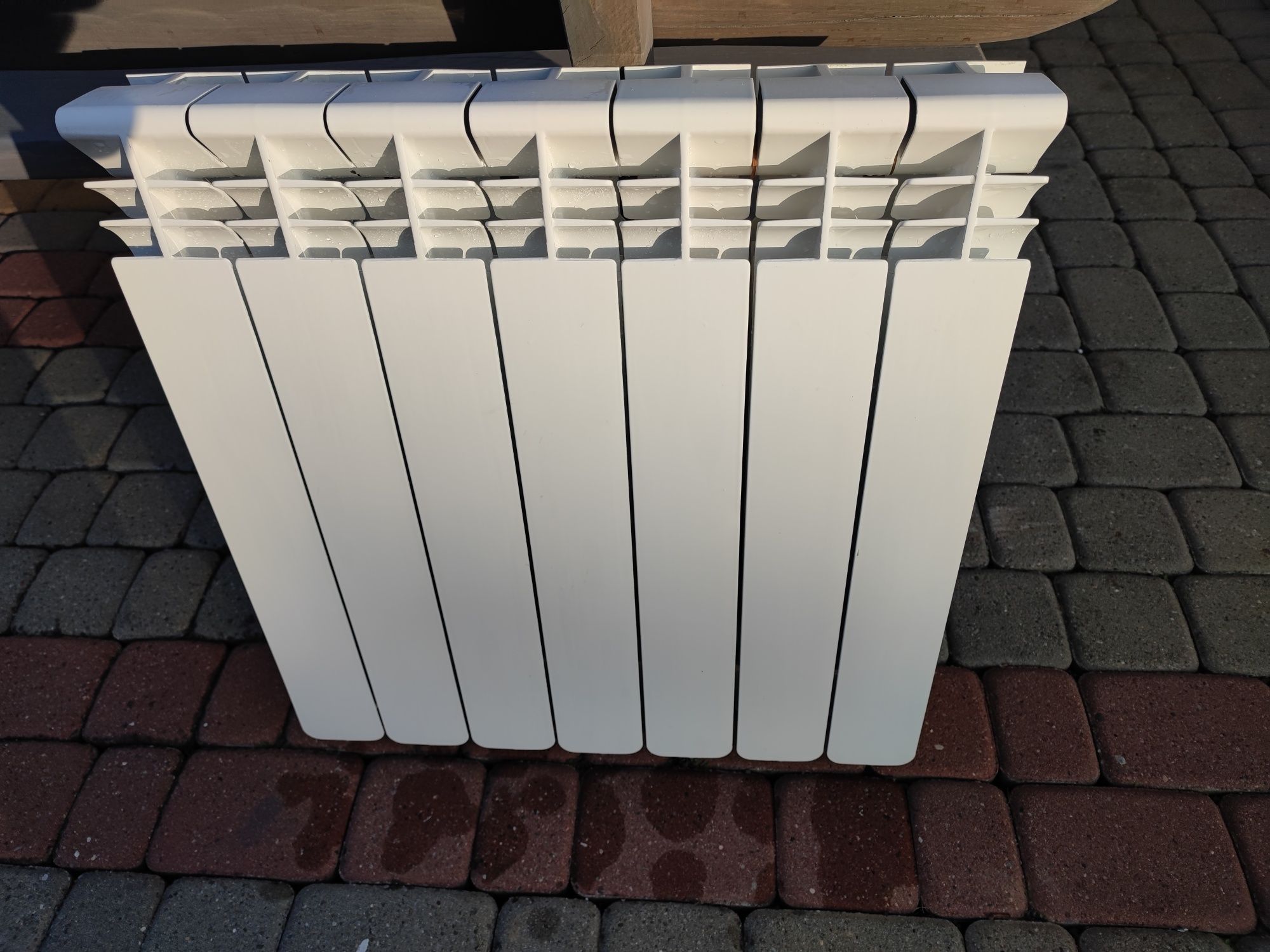 Grzejnik kaloryfer aluminiowy