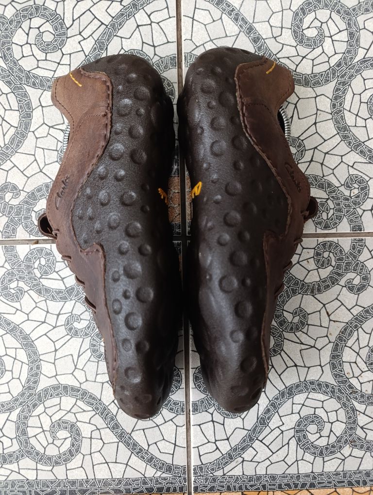 Clarks 41p. Чоловічі кросівки мокасини.