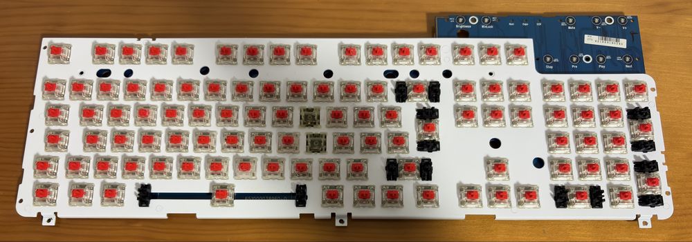 PCB com switches MX-Red