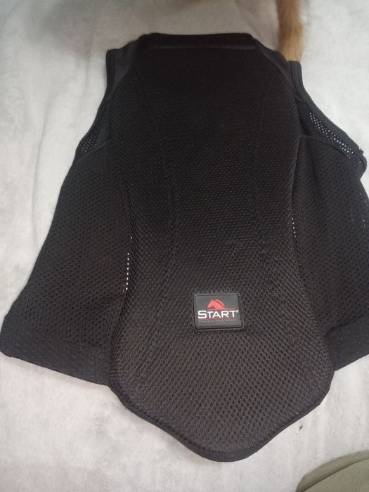 Kamizelka jezdziecka ochrona