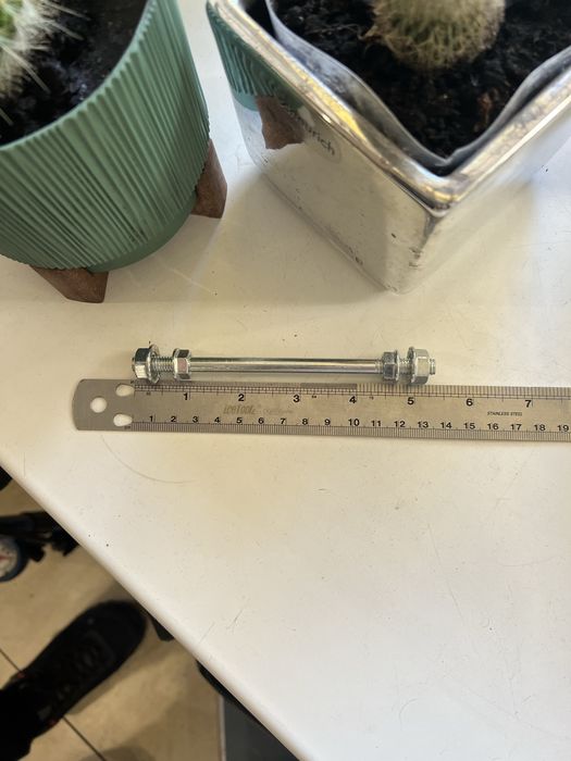 Шпилька с двухсторонней резьбой 135 мм М8