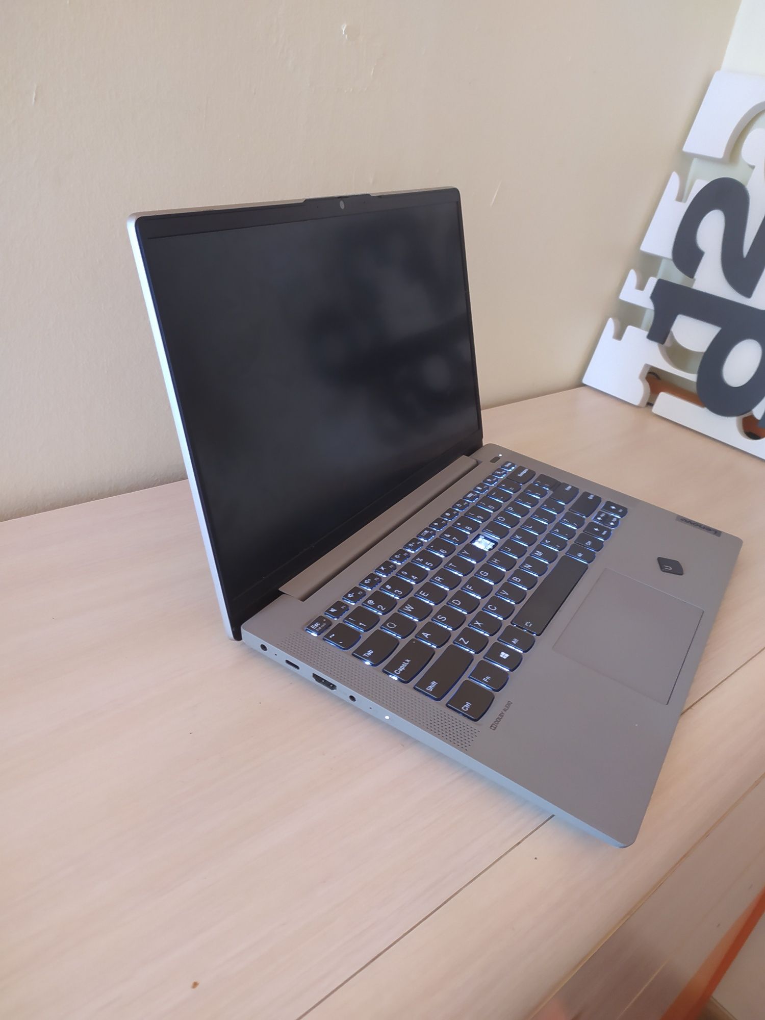 Laptop LENOVO Ideapad 5