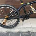 Rower Bmx hazard +4pegi …