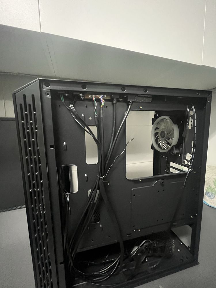 Gabinete de computador