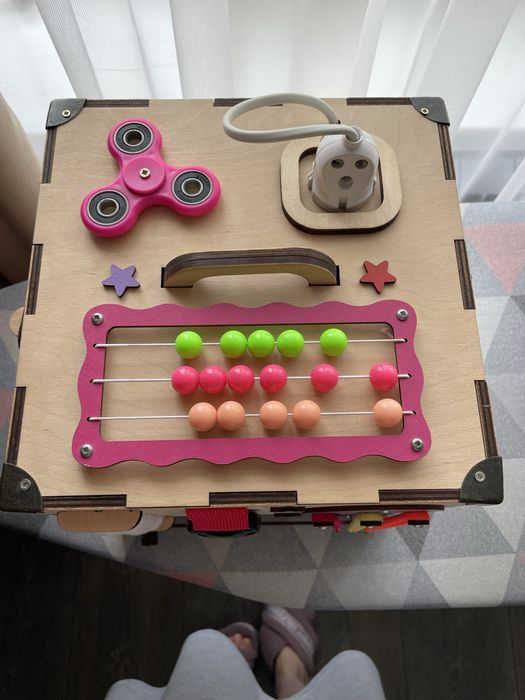 Бізікуб 23*23 великий розвиваючий куб від 0до 3 рокік