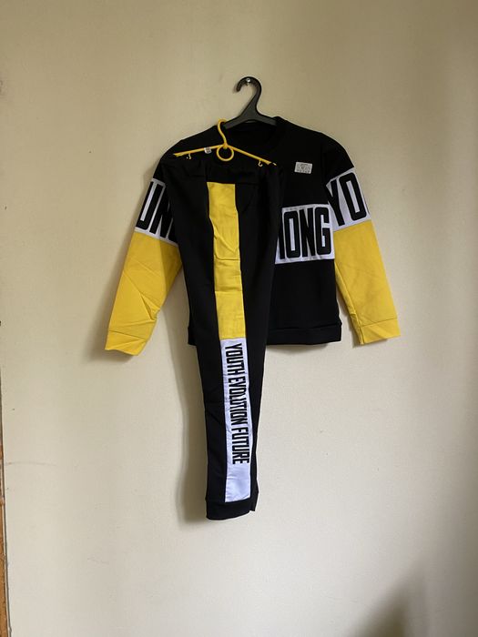 Спортивний. Костюм. Підліток.