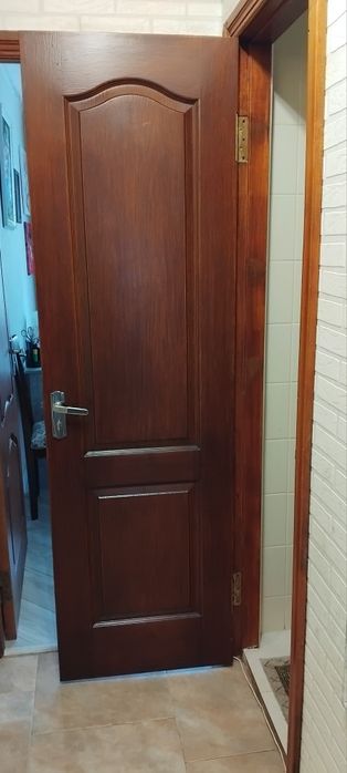 Двері лаковані для ванни або туалету