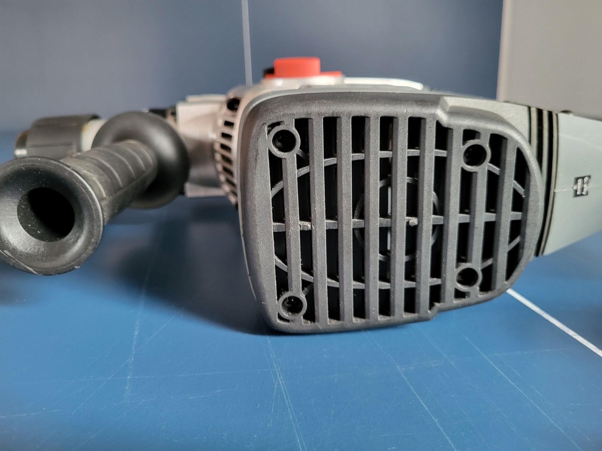 Młot graphite SDS max