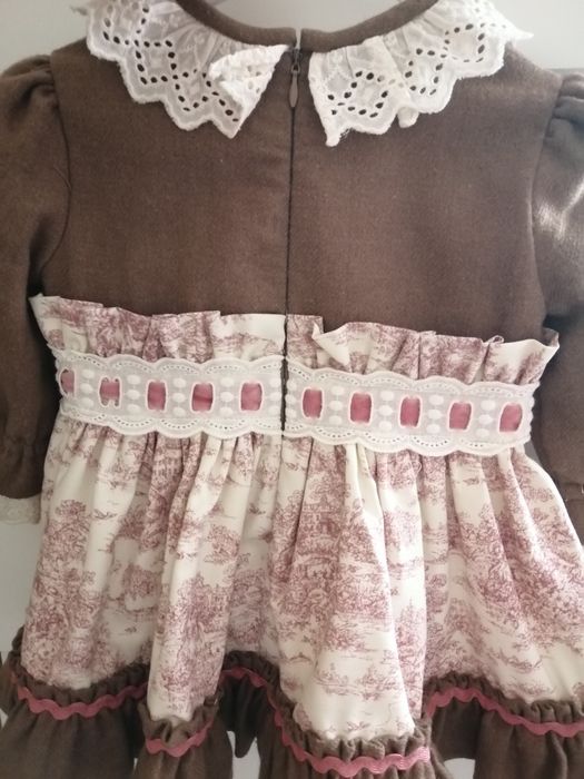 Vestido e touca 2 anos lindíssimo