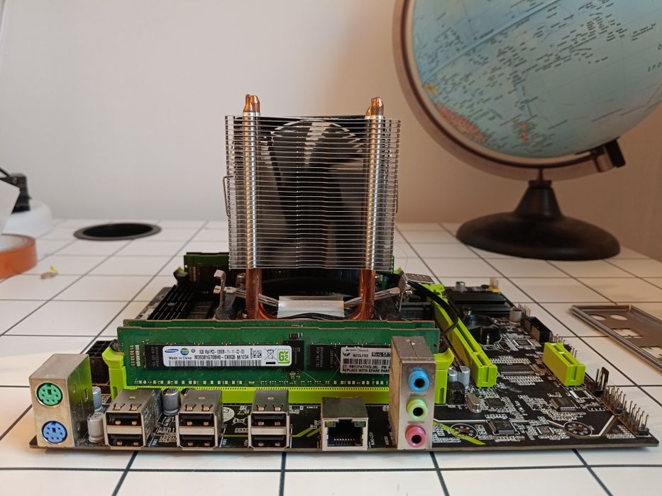 Zestaw QIYIDA X79 / Xeon E5 2689 / 32 GB DDR3 / Chłodzenie