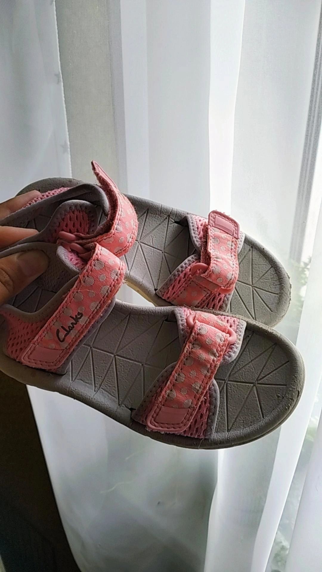 Босоніжки Clarks