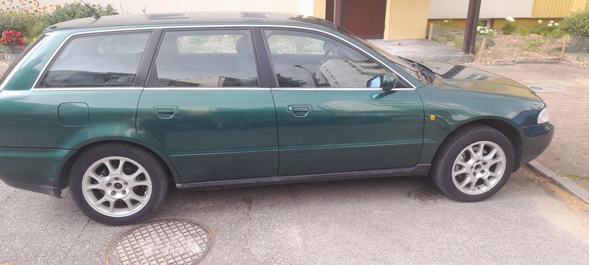 Felgi aluminiowe R15 5x112 + opony letnie 205/55