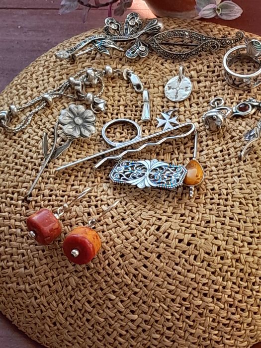 Bizuteria damska bransoletki z kamieni naturalnych srebro